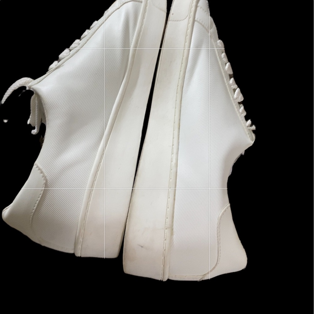 COMFORTVIEW WHITE EMBROIDERED WOMENS SNEAKER SIZE 11 - Picture 8 of 11